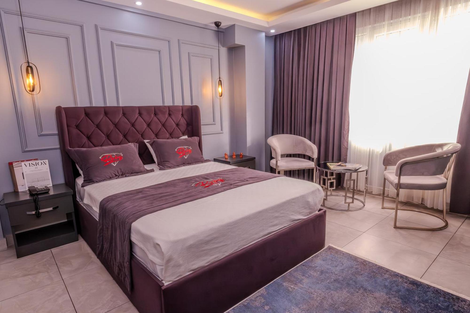 Ruby Otel *